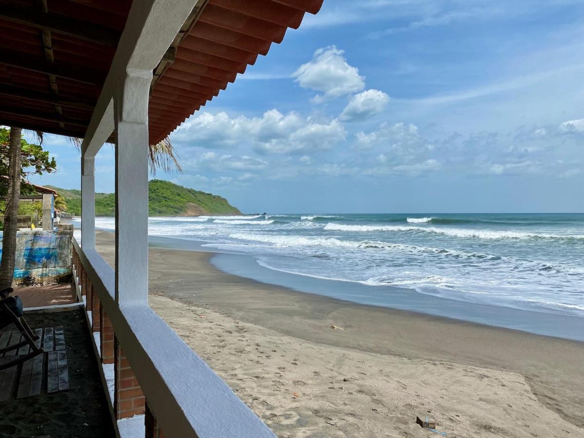 Solid Surf Camp Hostel Nicaragua Transito Εξωτερικό φωτογραφία