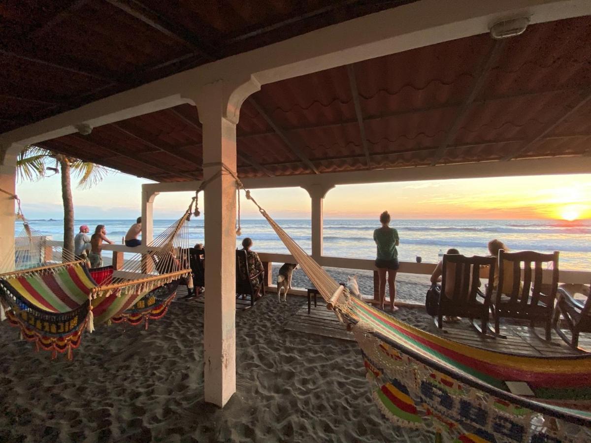 Solid Surf Camp Hostel Nicaragua Transito Εξωτερικό φωτογραφία