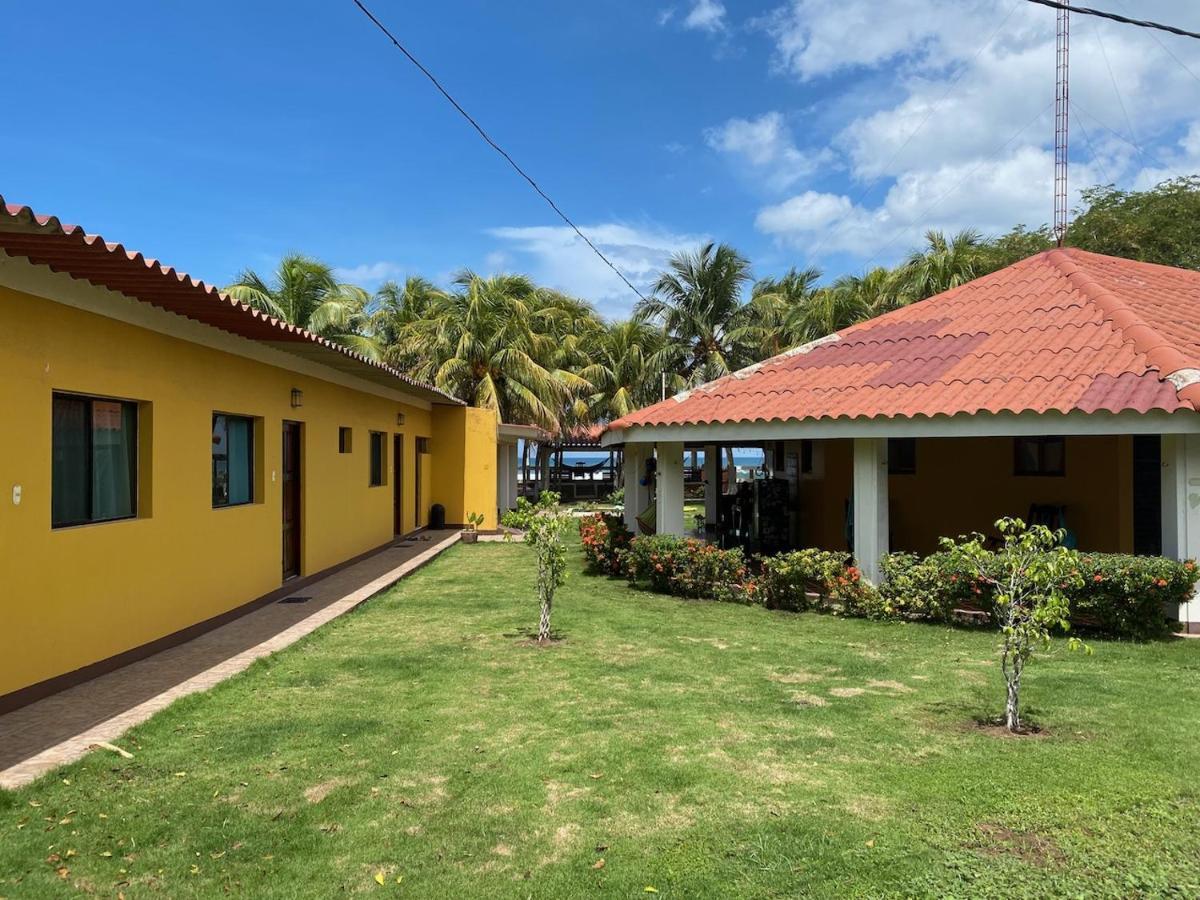 Solid Surf Camp Hostel Nicaragua Transito Εξωτερικό φωτογραφία