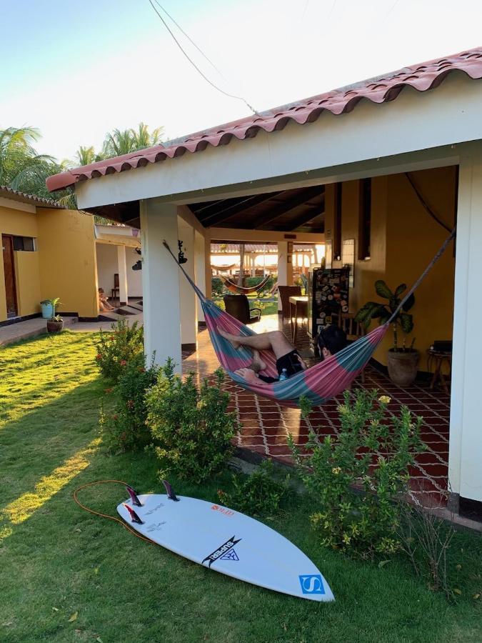 Solid Surf Camp Hostel Nicaragua Transito Εξωτερικό φωτογραφία