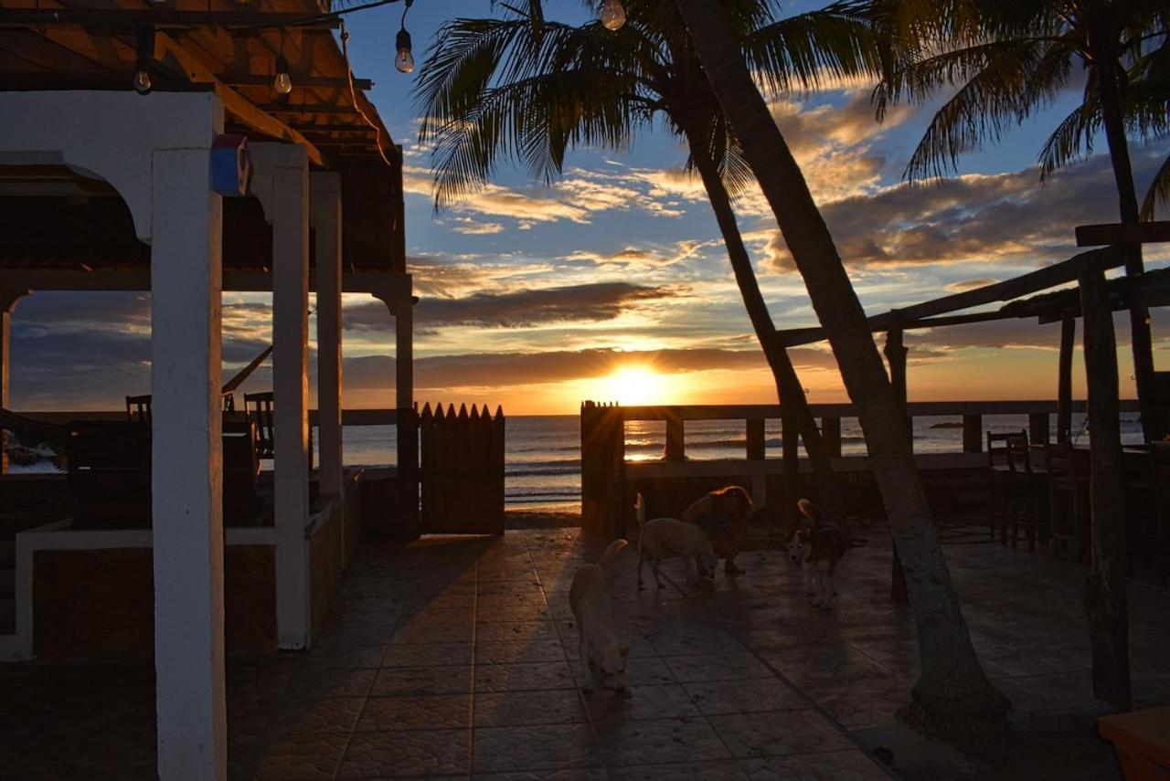 Solid Surf Camp Hostel Nicaragua Transito Εξωτερικό φωτογραφία
