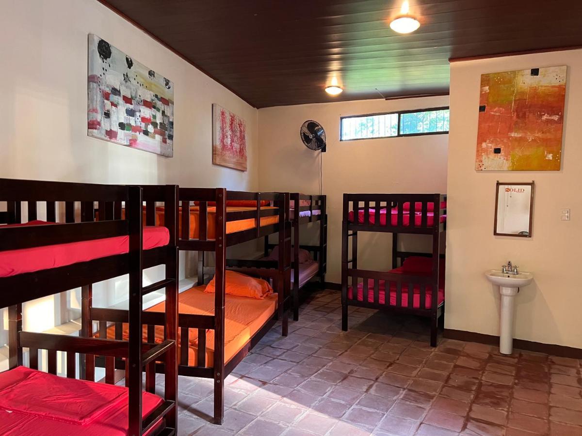 Solid Surf Camp Hostel Nicaragua Transito Εξωτερικό φωτογραφία