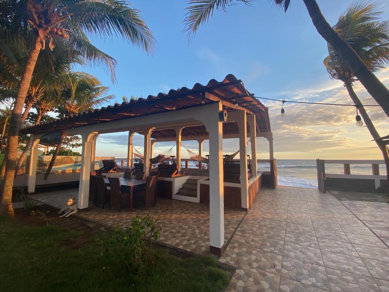 Solid Surf Camp Hostel Nicaragua Transito Εξωτερικό φωτογραφία